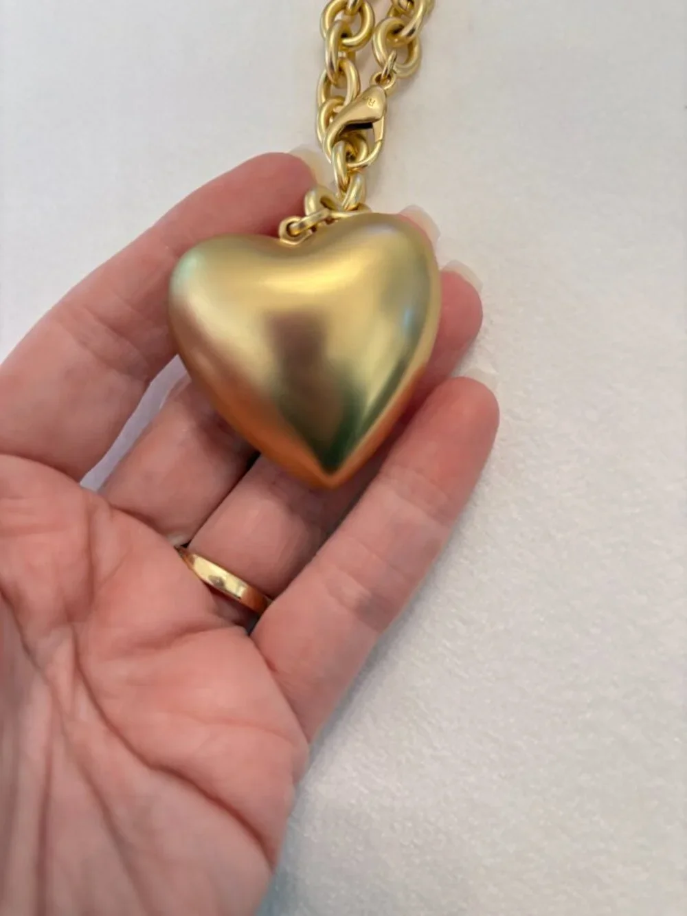 Roxanne Assoulin Puffy Heart Gold - Picture 4 of 8